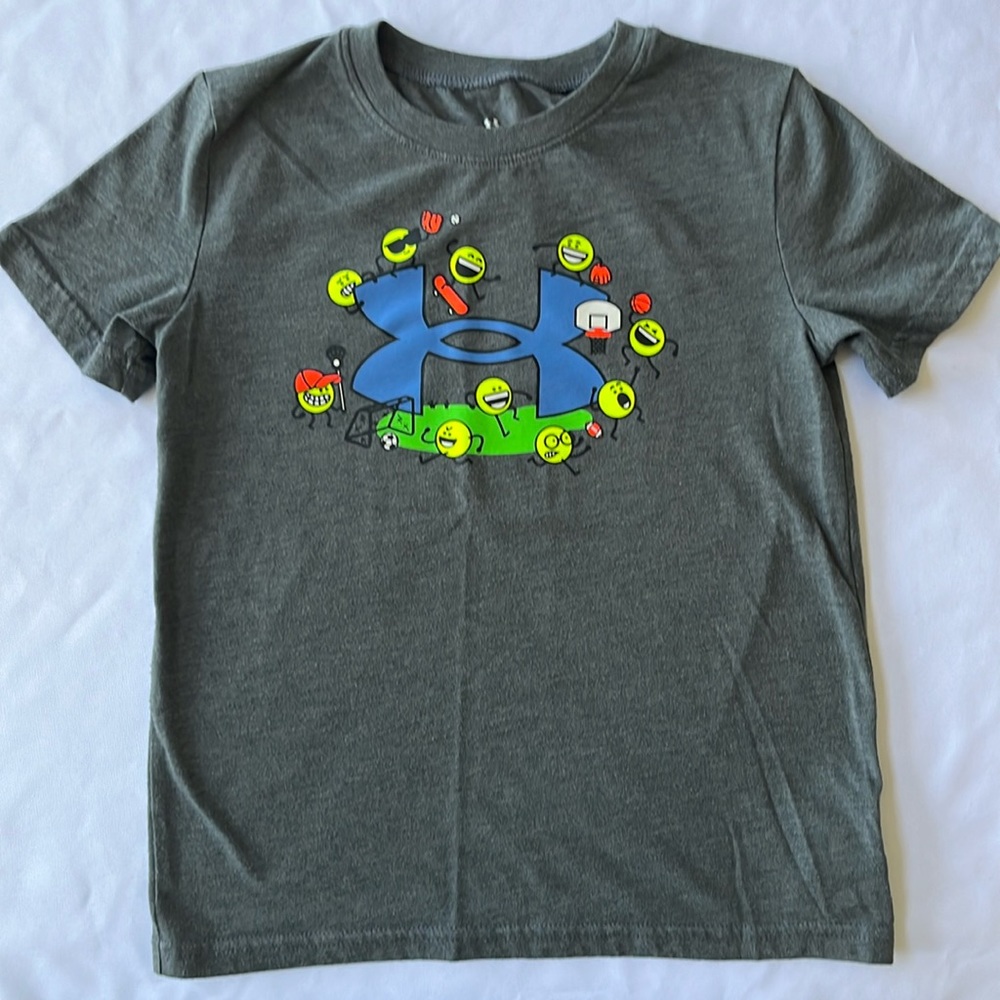 Under Armour Heatgear Shirt. Size 7